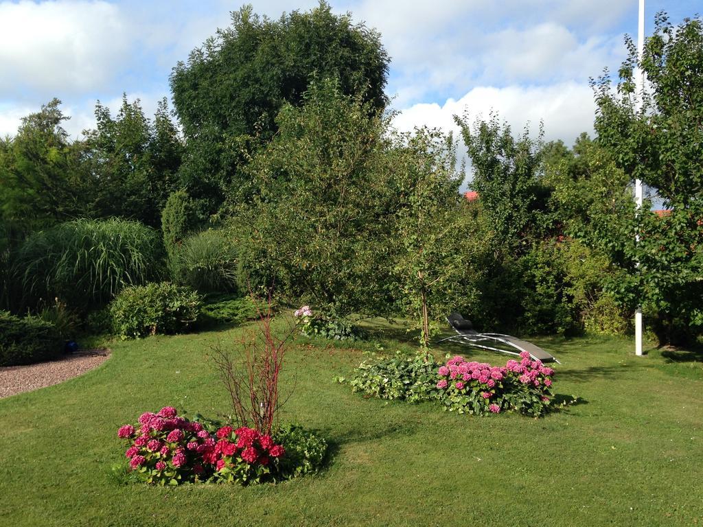 Solrosen I Simrishamn - Oesterlen ภายนอก รูปภาพ