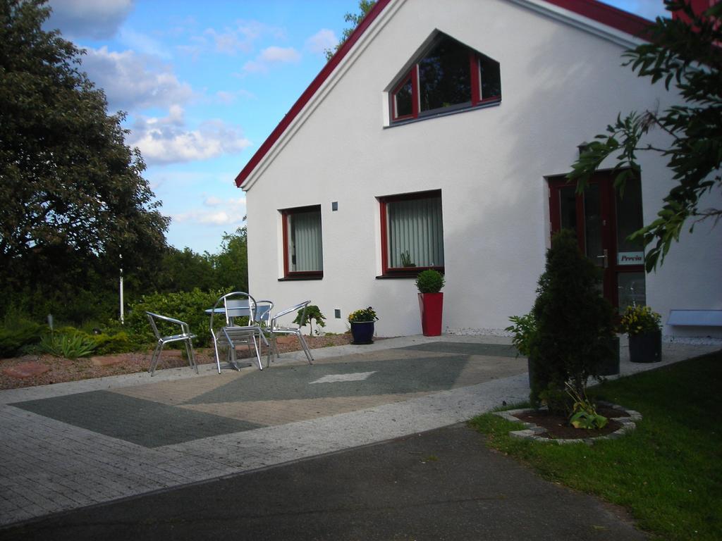 Solrosen I Simrishamn - Oesterlen ภายนอก รูปภาพ